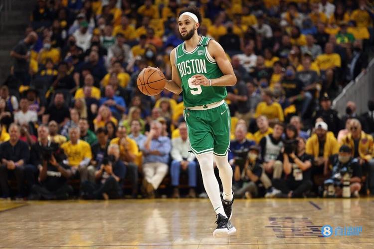 人物志|德里克-怀特:从无人问津的“零星高中生”到总决赛奇兵