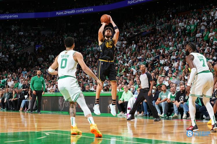 科尔：克莱总决赛后三场的防守很棒 经历完整训练营后他会更出色