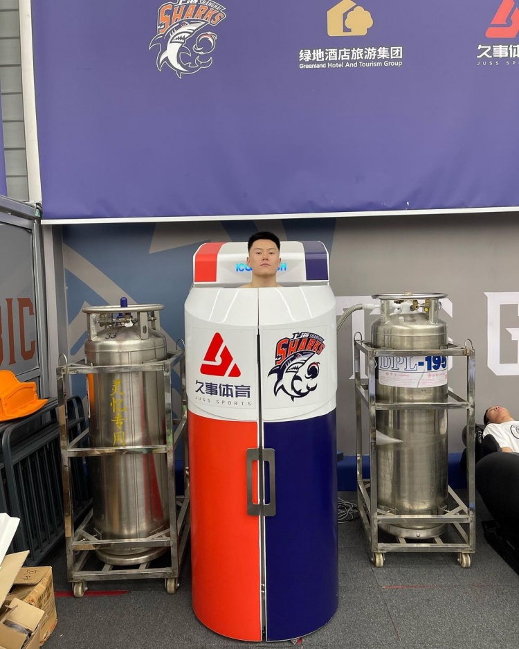 训练?美食? 李弘权个人社交媒体回顾6月历程