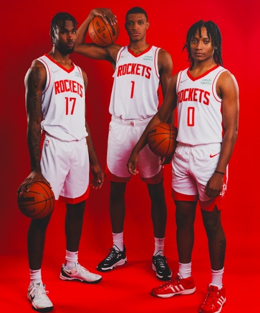 泰泰称赞伊森表现&贾巴里-史密斯转发赞同 泰泰回复：你也很出色