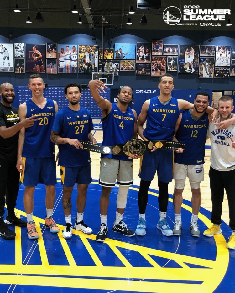 诶每天都有我！穆迪连续三天获得队内训练投篮冠军