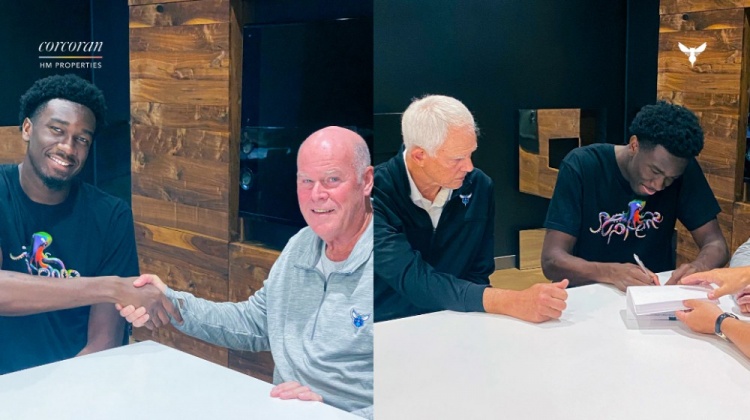 官方:黄蜂正式签下15号秀马克-威廉姆斯