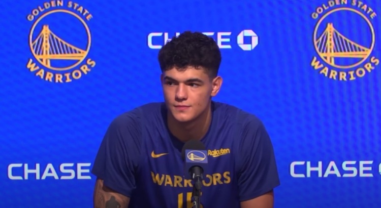 桑托斯：勇士不需要超级英雄了 球队已有水花茶