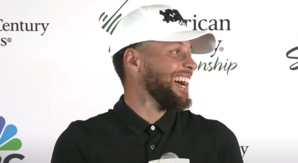 库里再谈夺冠感受：很神奇的一年 我们的核心阵容还没走到尽头