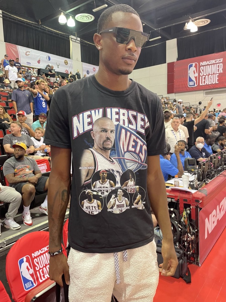 有在说服杜欧留队？克拉克斯顿打趣：这超过了我的工资职责范围