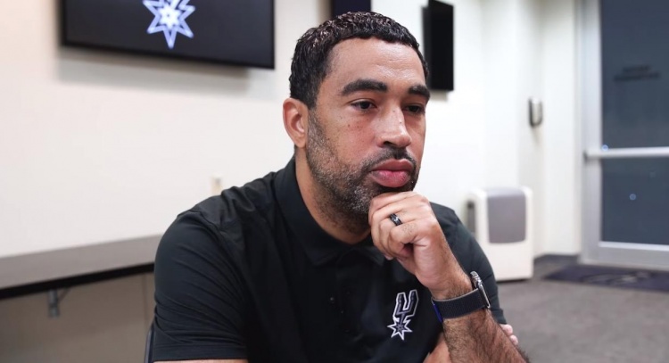 马刺GM:灵活薪金空间让我们有多种重建方式 已收获了一些选秀权