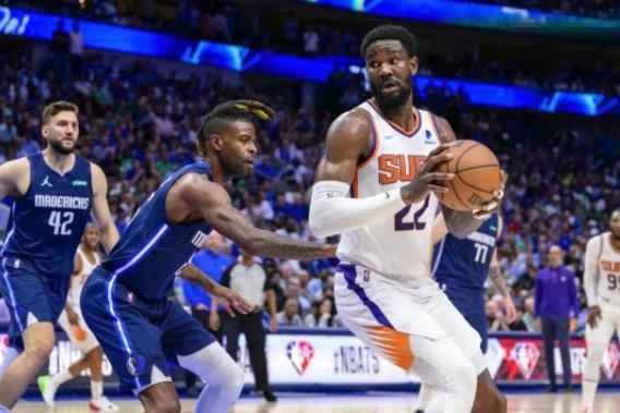 苏群专栏：太阳队肉痛到死，咬牙抢回艾顿