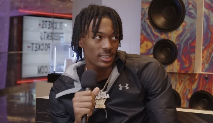 用一个词形容约基奇?海兰德:场上的他不可阻挡 场下的他谦逊