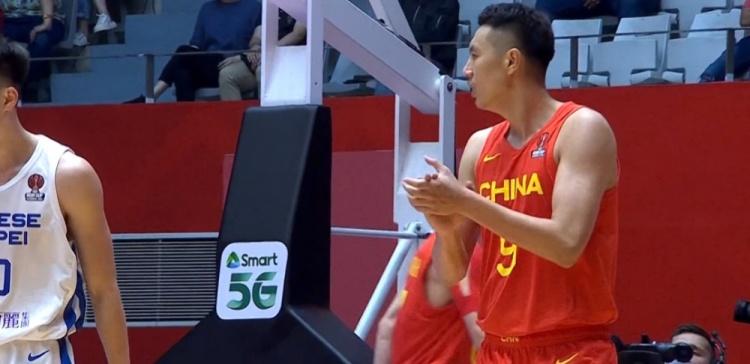 全面开花！男篮半场10人登场 8人有得分入账