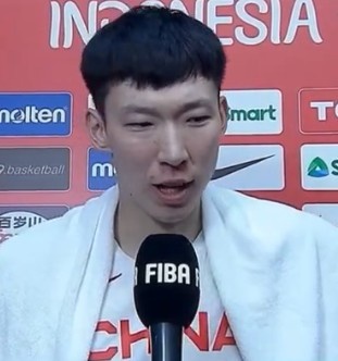 周琦:今晚的比赛相对比较简单 希望我们能进入决赛争夺冠军