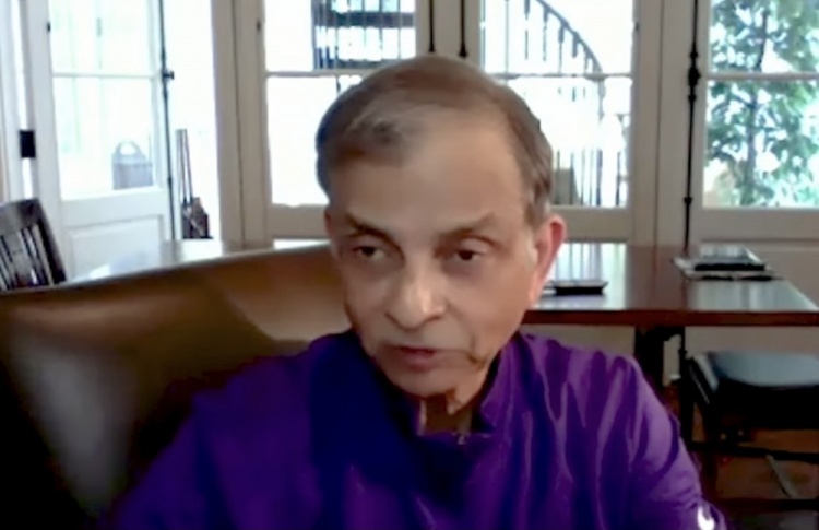 国王老板:选帅过程感谢伊戈达拉的帮助 我从他那儿得到了建议