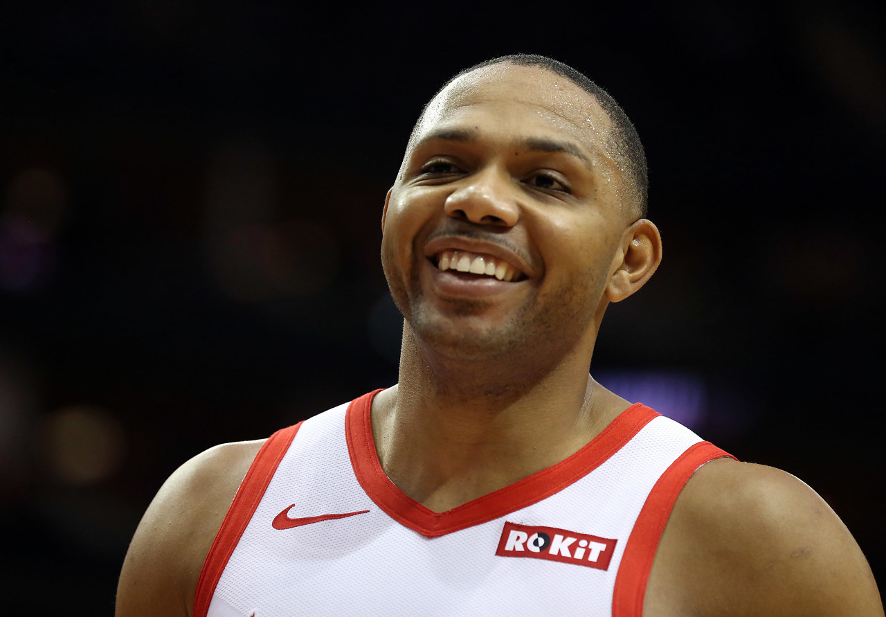 费城火箭?美记:76人和火箭已就埃里克-戈登展开了交易谈判