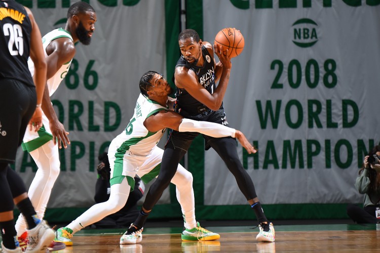 【讨论】绿军拿出什么样的报价交易KD最合理？斯玛特真就给不了？