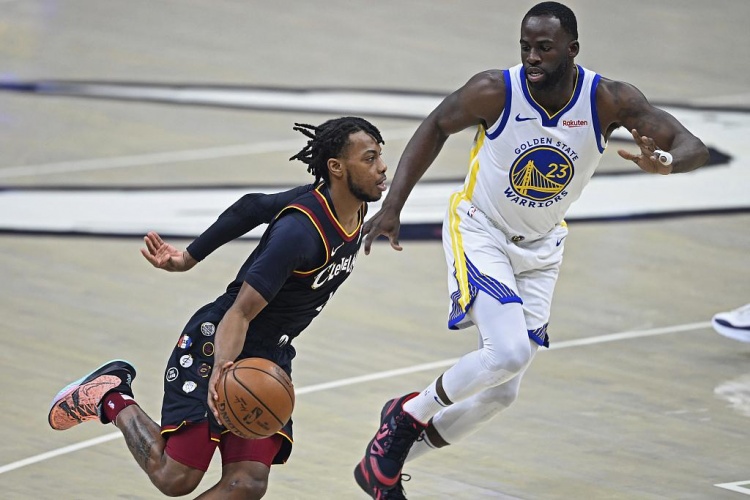 格林:加兰德是联盟最难防守的球员之一 他太牛了我讨厌换防他