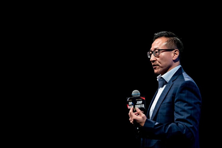 Windhorst：蔡崇信宁愿拥有一支努力拼搏&只能拿40胜的球队