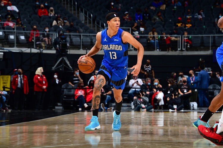 汉普顿谈参加夏联:想与其他人竞争 想让队友变得更好