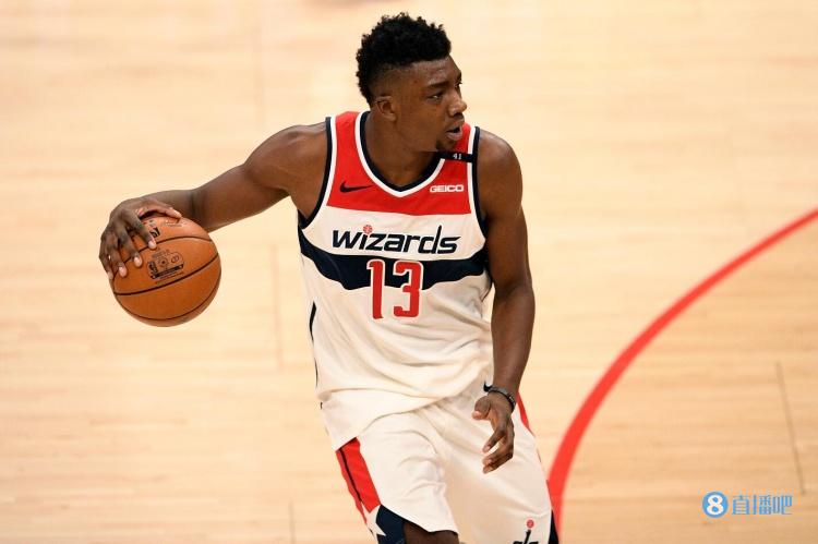 TA记者:波士顿曾报价托马斯-布莱恩特 想让他担任替补中锋的角色