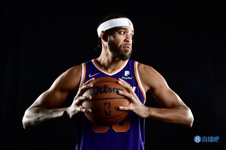 麦基:预计成为独行侠首发中锋 期待东契奇能打更多高吊球