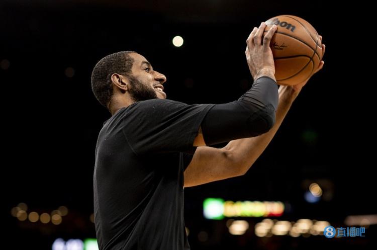 名记晒目前市场剩余最好的自由球员:阿德&霍华德在列