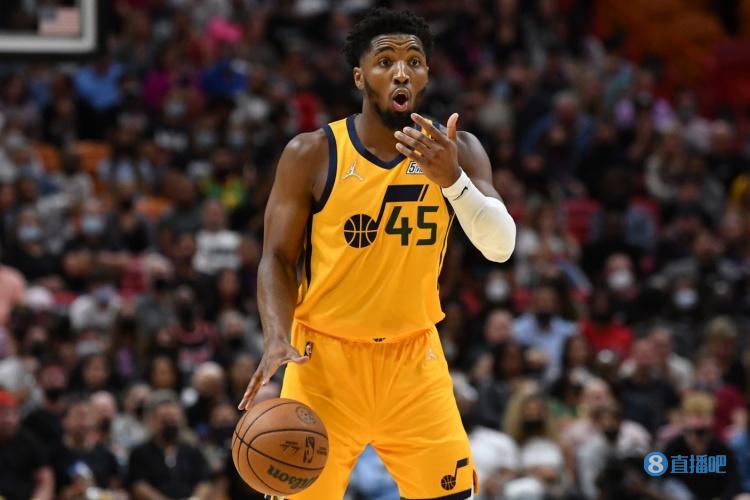 美记：爵士认为热火对米切尔的报价不足 并要求寻找第三方加入