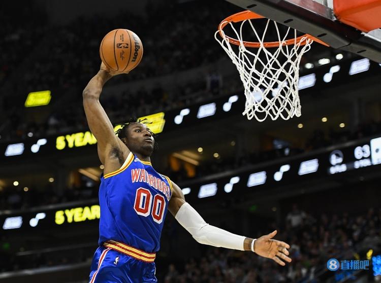 勇士官推:库明加在刚果网吧看科比集锦学打球→NBA总冠军