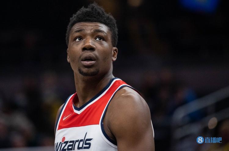 Haynes:湖人绿军等队对托马斯-布莱恩特兴趣浓厚 后者即将做决定