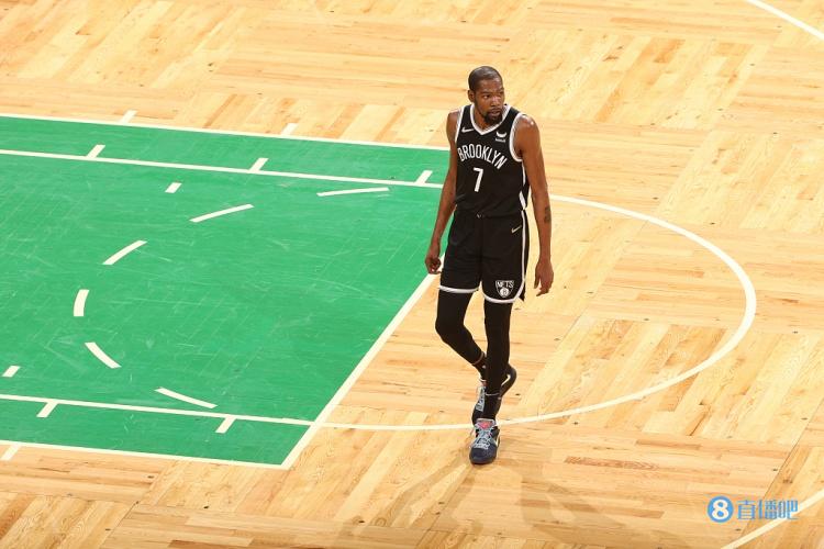 名记:绿军在杜兰特交易谈判中并不领先 目前没有接近达成的交易