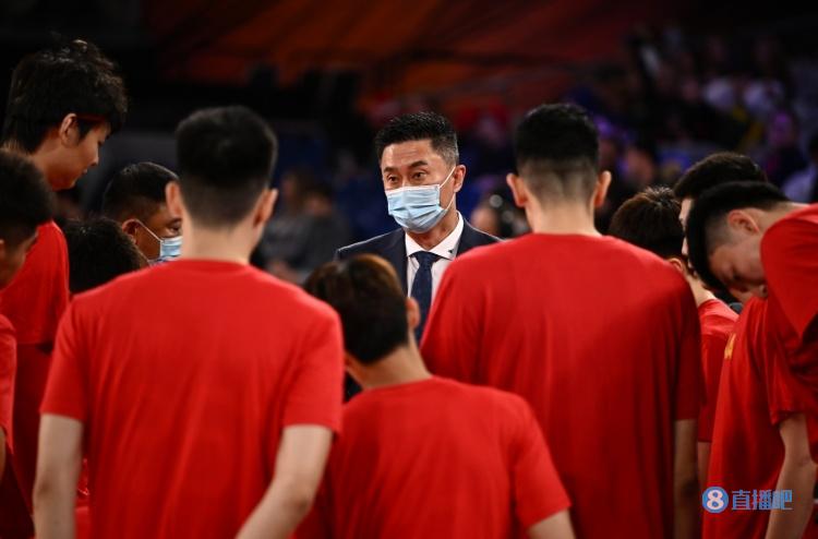 邵化谦：中国男篮此前7名球员新冠阳性 打完亚洲杯会去欧洲拉练