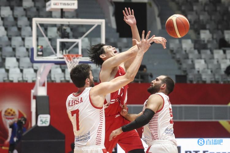 亚洲杯小组赛-日本全队27记三分血洗叙利亚61分 两替补合砍56分