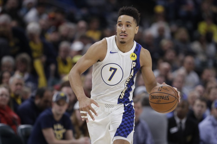 队记:绿军将继续使用双高阵容 布罗格登将是第六人 打斯玛特替补