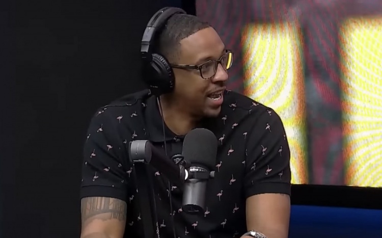 弗莱：约基奇能让掘金卖票 他的名字就有价值 球队必须留下他