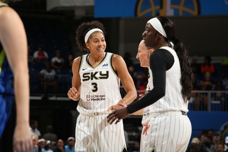 ?WNBA-李月汝缺阵 麦考恩20+12 马布雷26分 飞翼力克天空