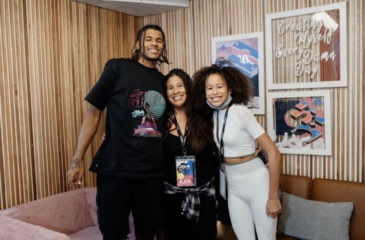 杰伦-格林：人生终极目标是让母亲妹妹脸上拥有笑容