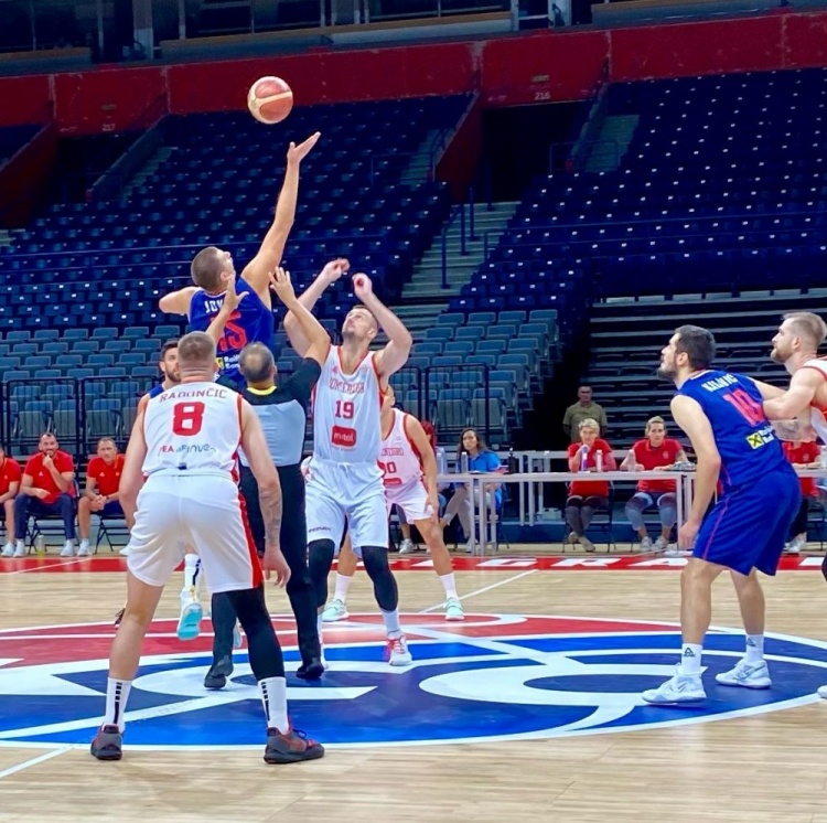 热身赛:约基奇16分塞尔维亚战胜黑山 下场将对阵斯洛文尼亚