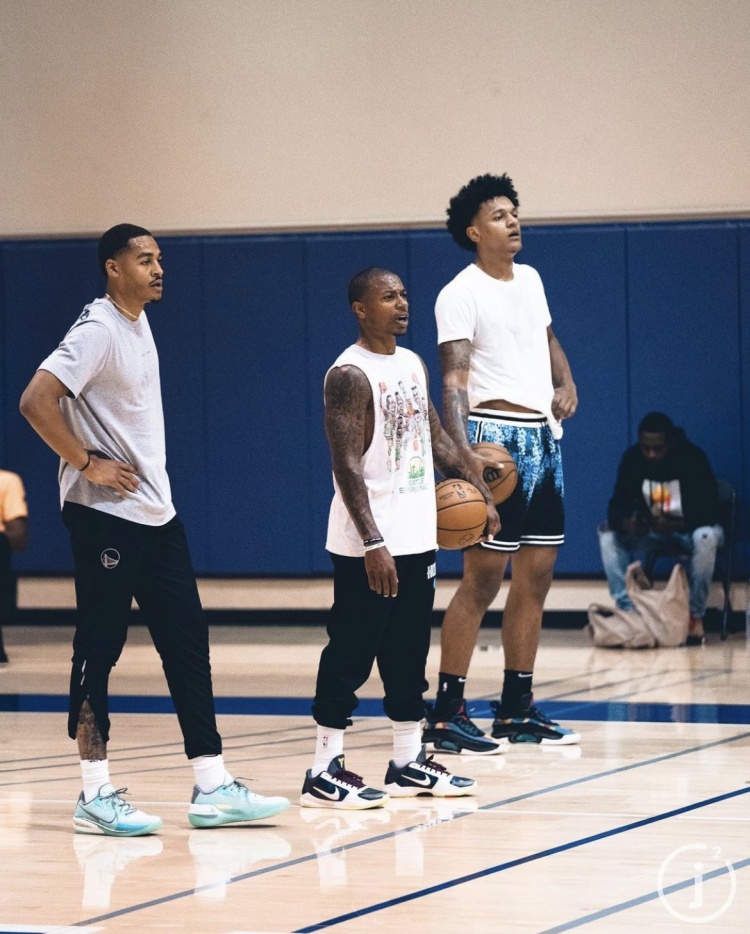 魔术明年可能有意普尔?魔术官推晒班凯罗和普尔训练合照