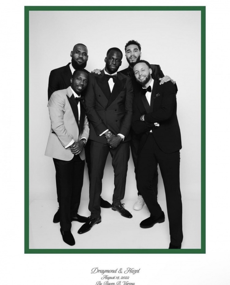 詹库獭追+富!媒体发问:追梦婚宴五人组能拿冠军吗?