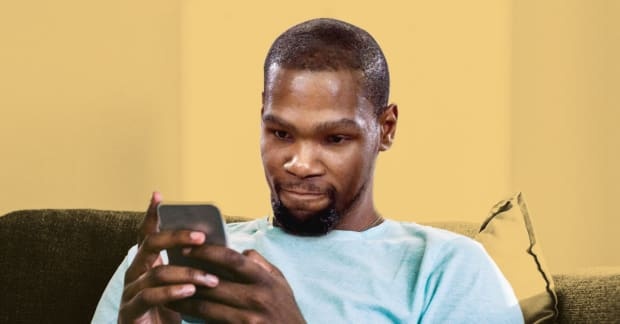 网友：像KD这种毁了跟腱的家伙上次练腿是什么时候？KD：今天