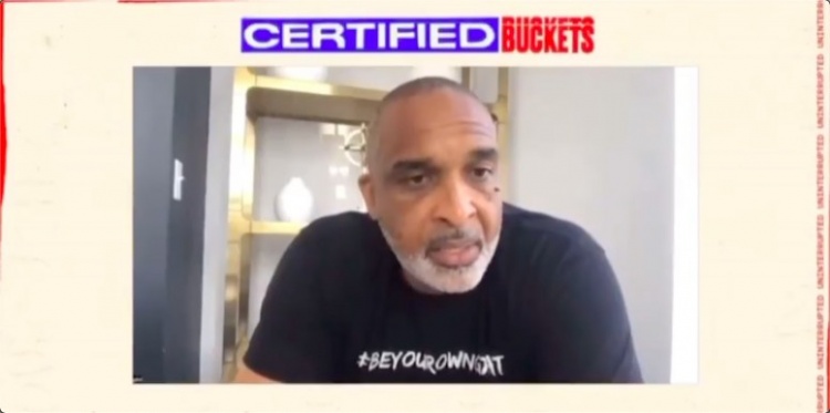 湖人助教:我会公开称 欧文可能是历史上进攻技巧最出色的球员