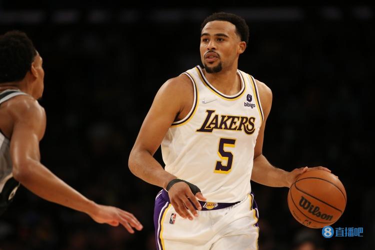 Stein：湖人本不愿用塔克换黑贝 欧文无望&老詹续约后就变了