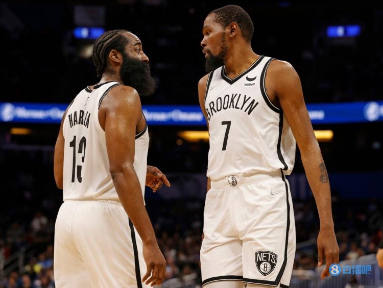 美记：杜兰特曾对哈登的不投入感到厌倦 并让GM满足其离队愿望