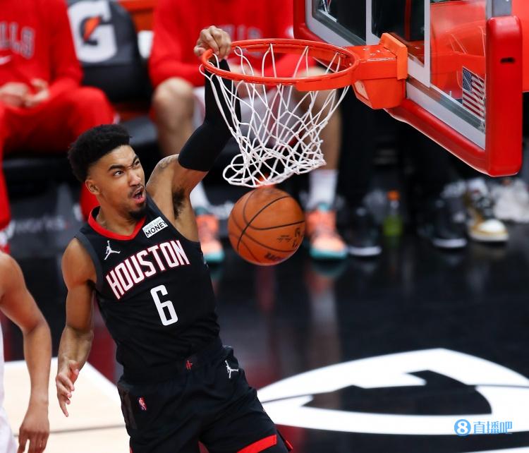 Scotto：火箭球员小肯扬-马丁在交易市场引起多支球队兴趣