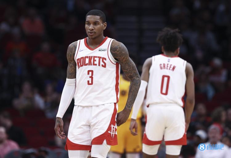 塞拉斯:我们最初允许小凯文-波特犯错 现在看到了他的成长