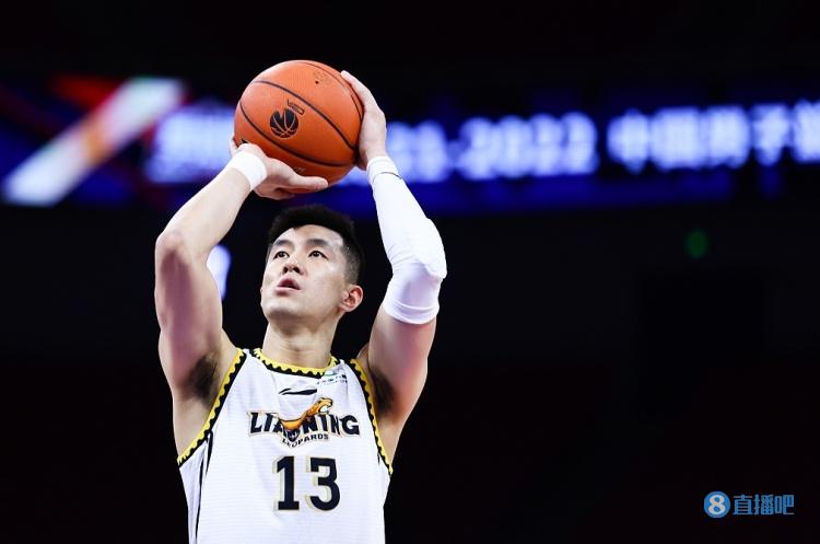 媒体人:郭艾伦曾在2016年得到过76人在内多家NBA球队合同邀请