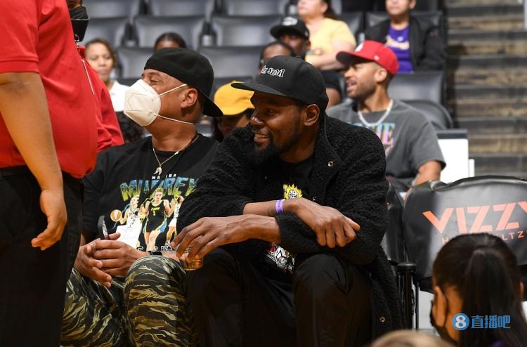 网友:你让比赛变得更烂了!KD引用库里Slogan:我#毁了比赛?