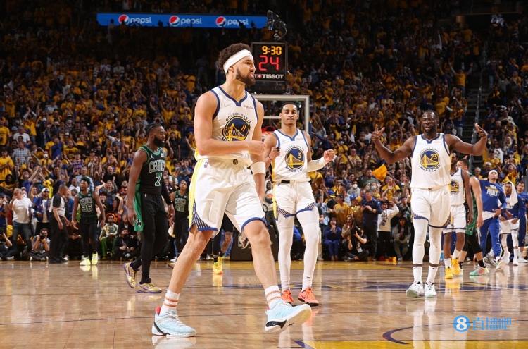 勇士工作人员:克莱上赛季没有完整的腿部力量