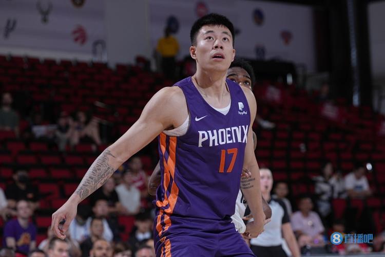 张镇麟:CBA有些方面比NBA夏联做得好 爸妈问留胡子就说忘擦嘴了