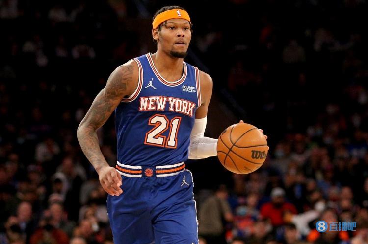 记者：湖人对作为第三方参与米切尔交易持开放态度 仍有意雷迪什