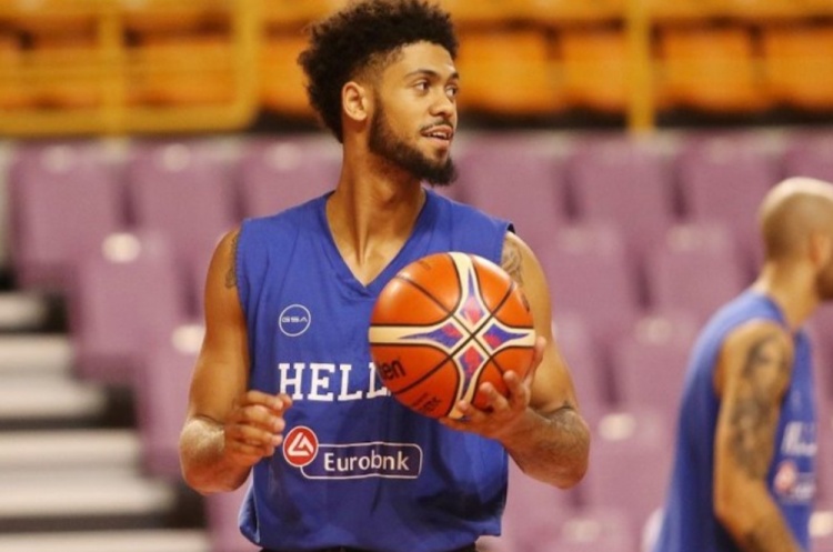 打花了!T-多西&字母哥半场合砍32分 超过克罗地亚半场全队得分