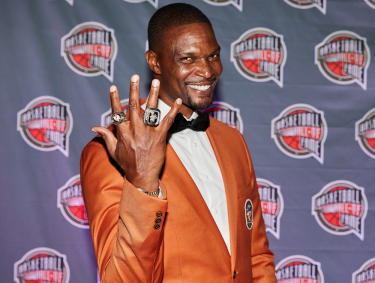 波什晒照回忆入选名人堂一周年:我一生中最棒的荣誉之一