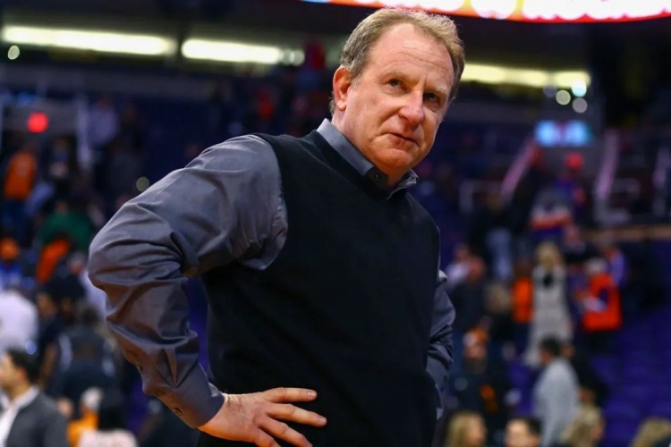 保罗这么克自己的老板吗?